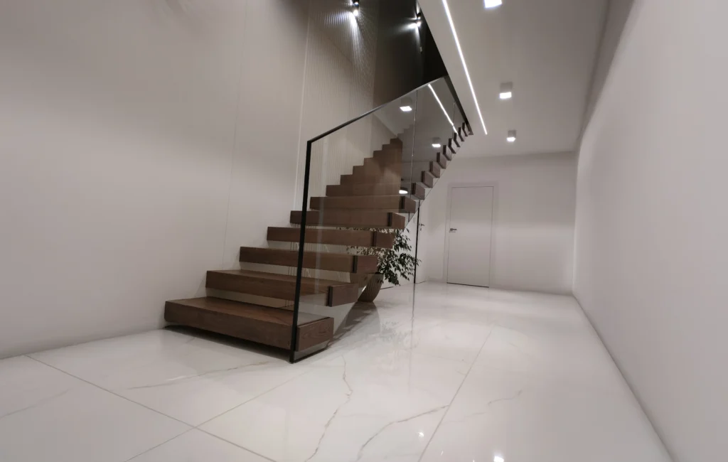 Kragarmtreppe nach Mass-GoodWeld Treppenbauer