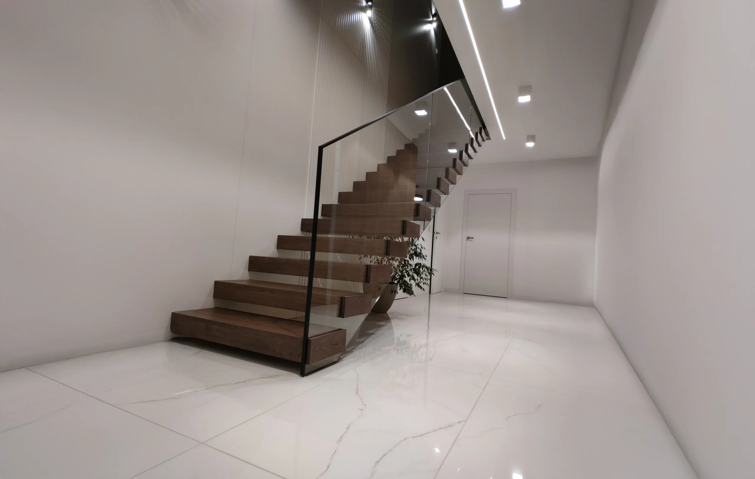 Kragarmtreppe nach Mass-GoodWeld Treppenbauer