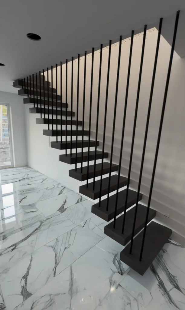 Freitragende Treppen mit Holzstufen