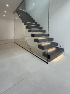 kragarmtreppe aus mikrozement edited